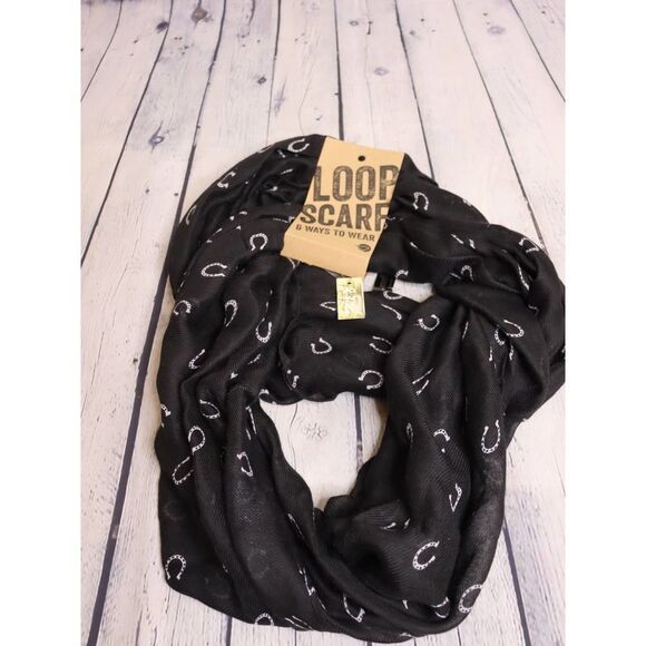 🥚3/30 BNWT Horseshoe Infinity Scarf! - Picture 3 of 5